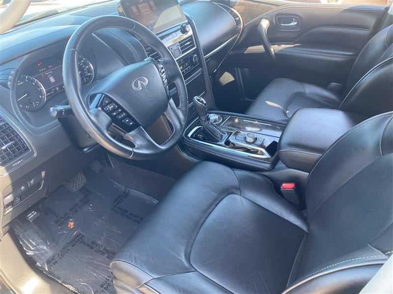 Infiniti QX80 LUXE 4WD 2022