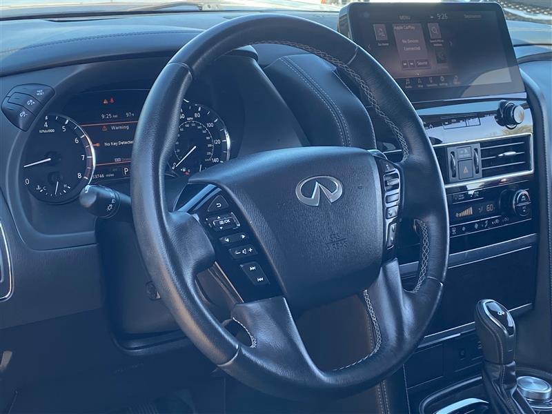 Infiniti QX80 LUXE 4WD 2022