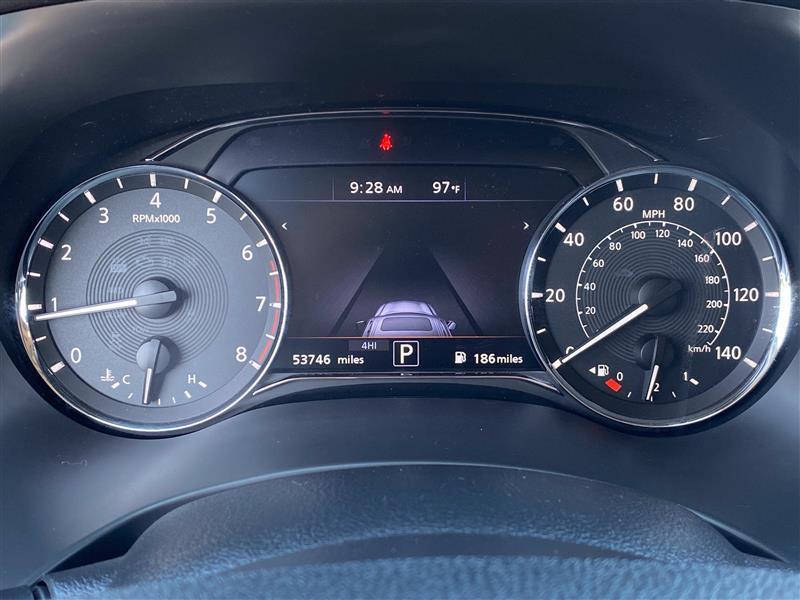Infiniti QX80 LUXE 4WD 2022