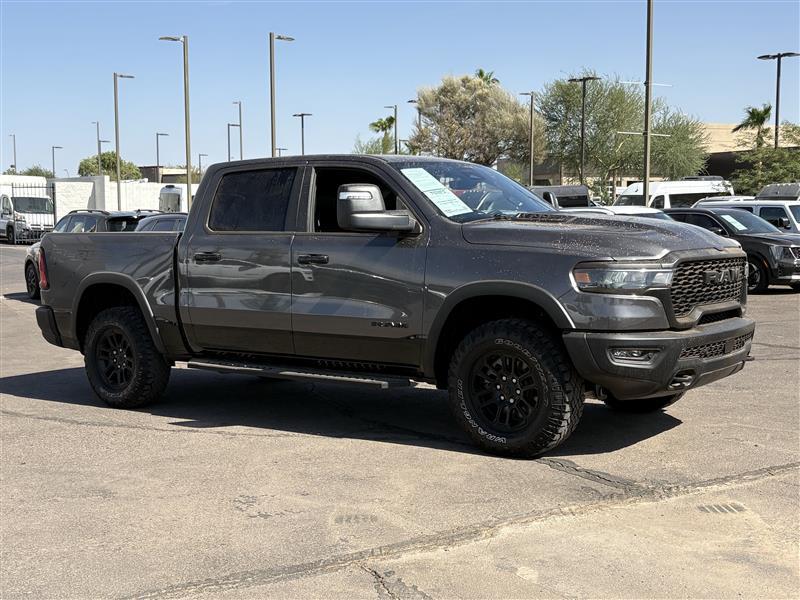 RAM 1500 Rebel Crew Cab SB 4WD 2025