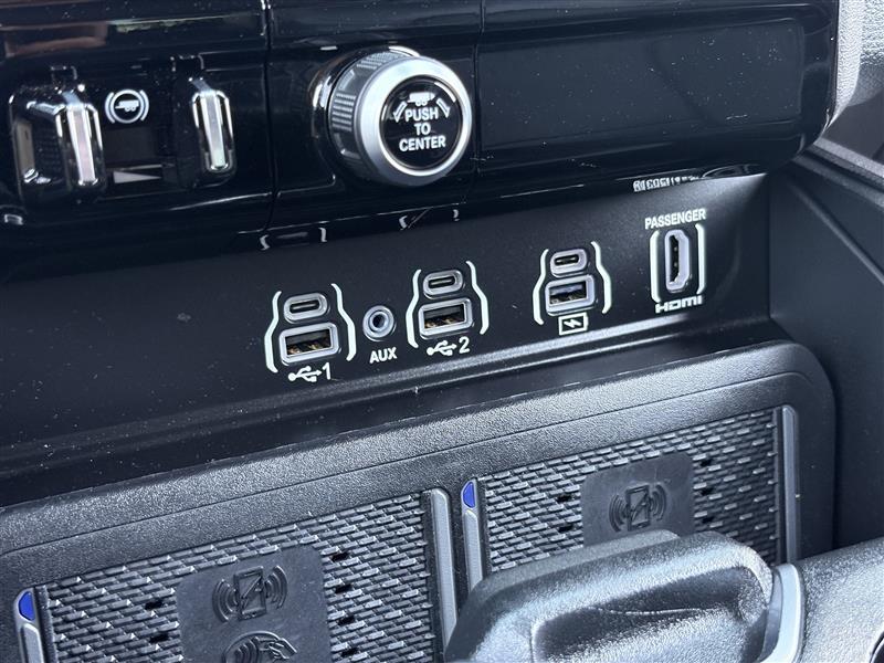 RAM 1500 Rebel Crew Cab SB 4WD 2025