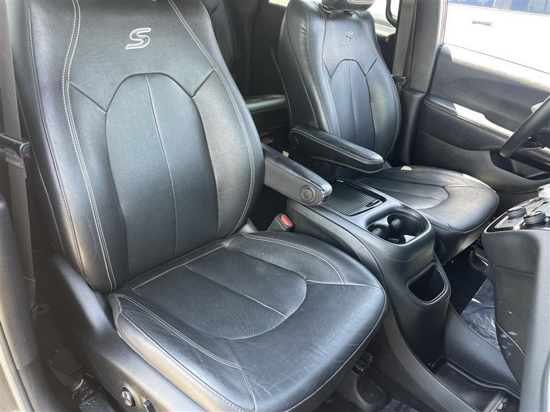 Chrysler Pacifica Touring-L 2021