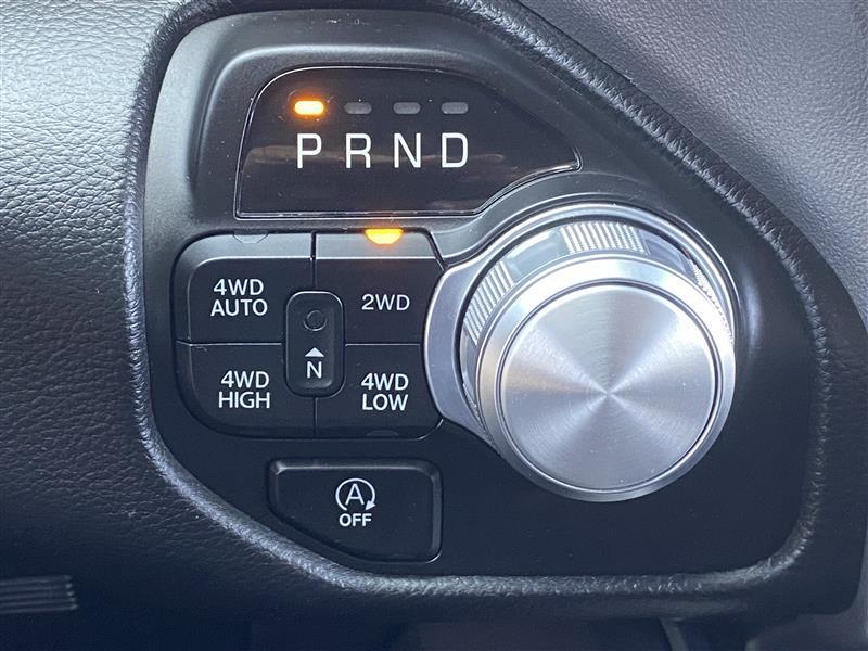 RAM 1500 Laramie Crew Cab SWB 4WD 2023