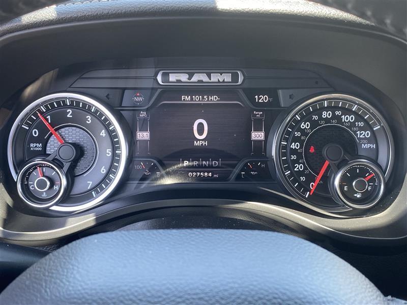 RAM 1500 Laramie Crew Cab SWB 4WD 2023