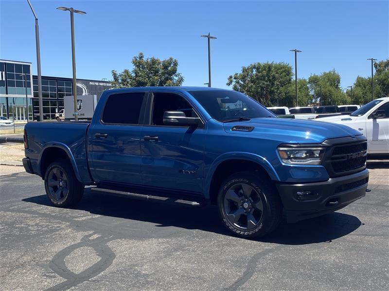 RAM 1500 Big Horn Crew Cab SWB 4WD 2024