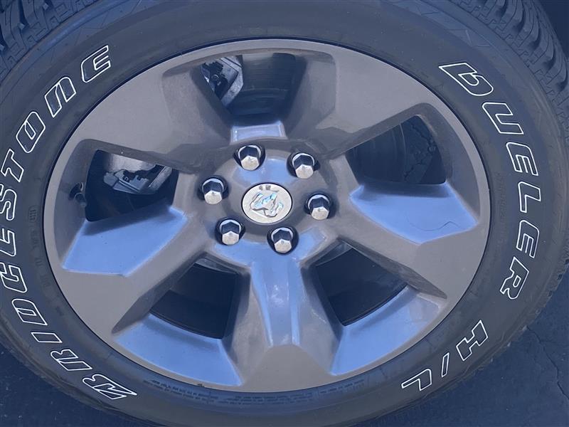 RAM 1500 Big Horn Crew Cab SWB 4WD 2024