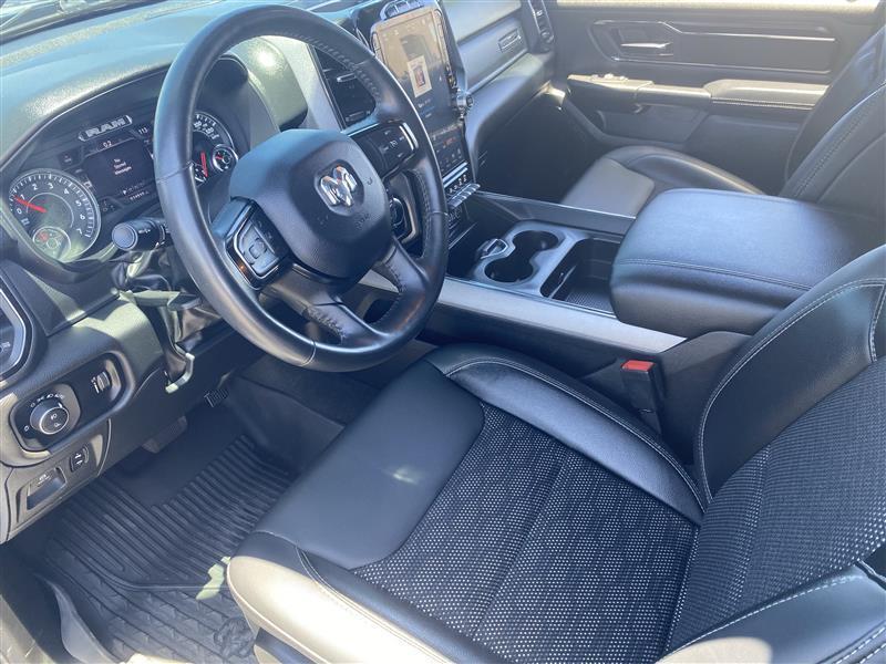 RAM 1500 Big Horn Crew Cab SWB 4WD 2024