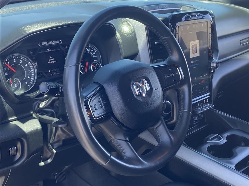 RAM 1500 Big Horn Crew Cab SWB 4WD 2024