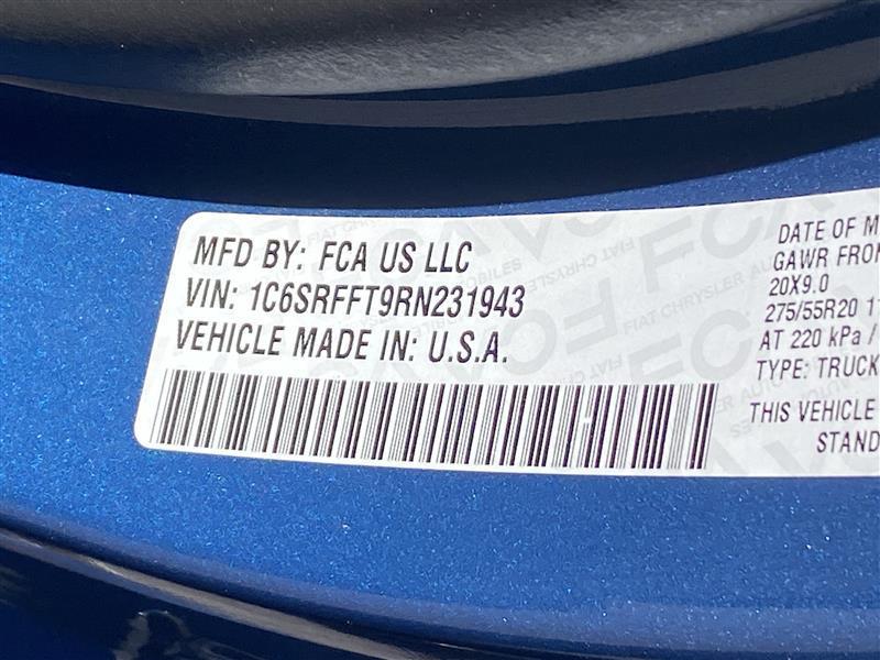 RAM 1500 Big Horn Crew Cab SWB 4WD 2024