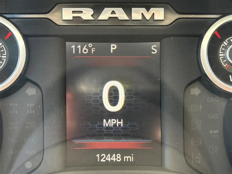 RAM 1500 Big Horn Crew Cab SWB 4WD 2023
