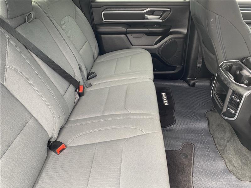 RAM 1500 Big Horn Crew Cab SWB 4WD 2023