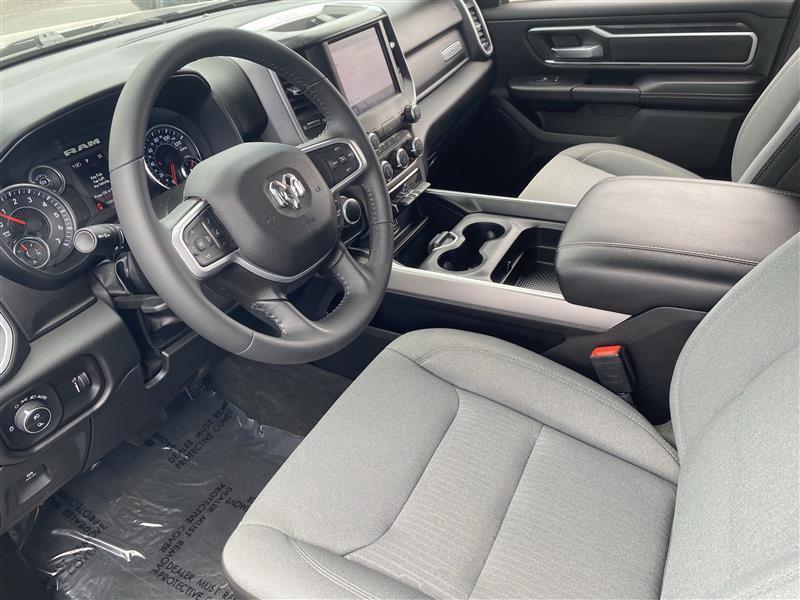 RAM 1500 Big Horn Crew Cab SWB 4WD 2023