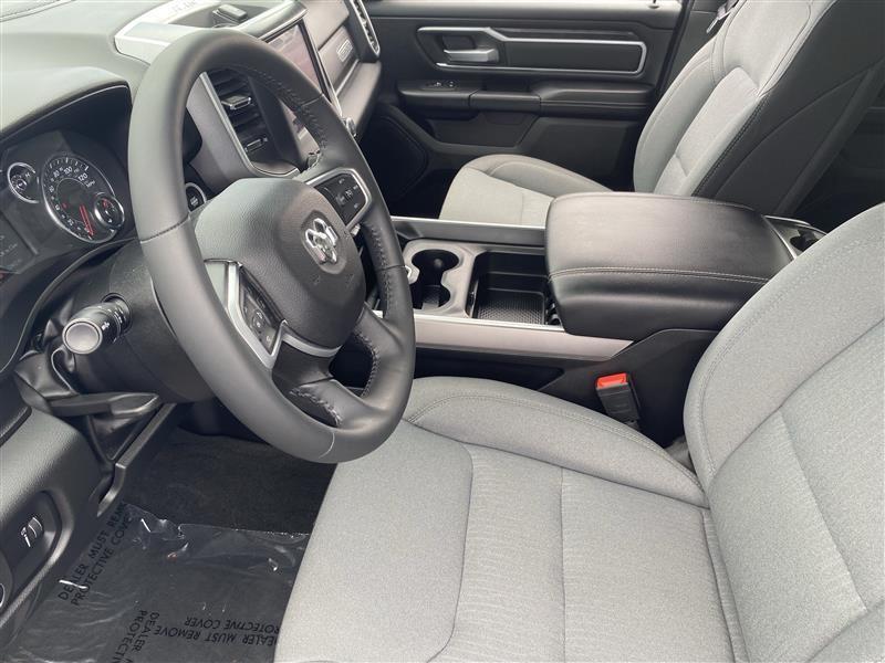 RAM 1500 Big Horn Crew Cab SWB 4WD 2023