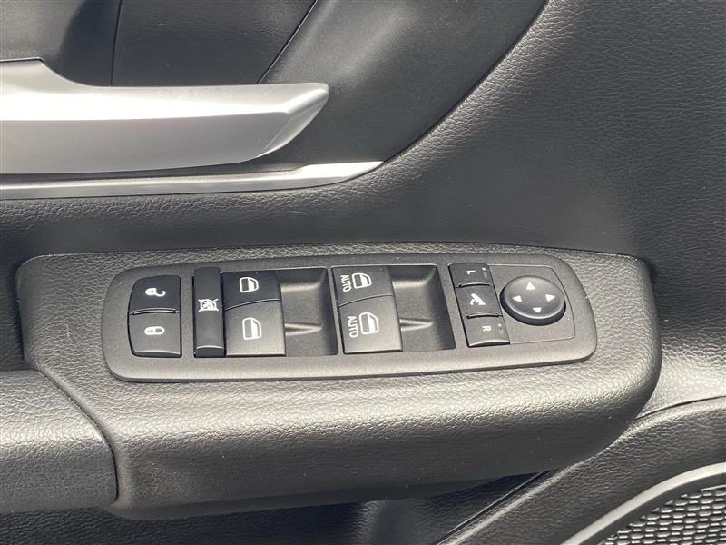 RAM 1500 Big Horn Crew Cab SWB 4WD 2023