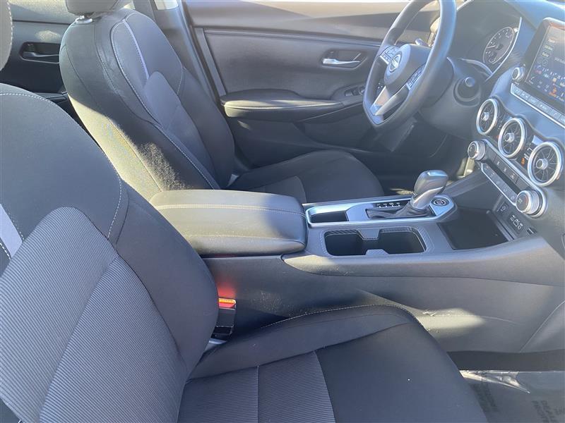 Nissan Sentra SV 2025
