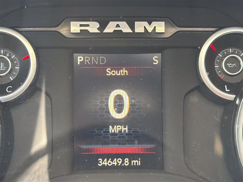 RAM 2500 Tradesman Crew Cab SWB 4WD 2024
