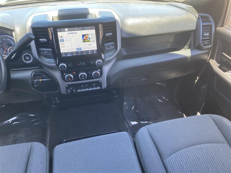 RAM 2500 Tradesman Crew Cab SWB 4WD 2024
