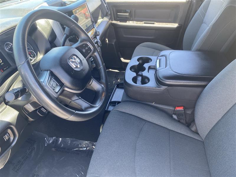 RAM 2500 Tradesman Crew Cab SWB 4WD 2024