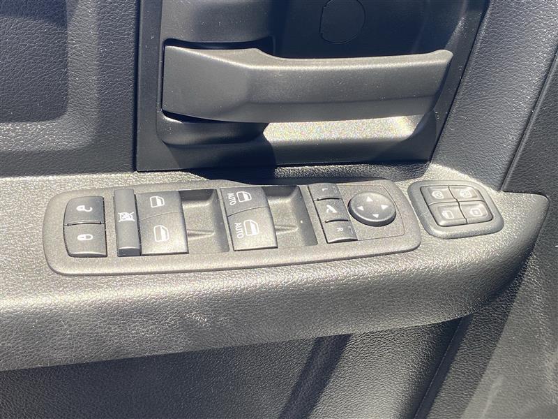 RAM 2500 Tradesman Crew Cab SWB 4WD 2024