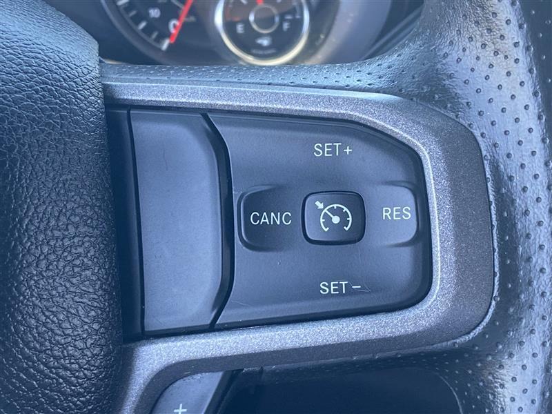 RAM 2500 Tradesman Crew Cab SWB 4WD 2024
