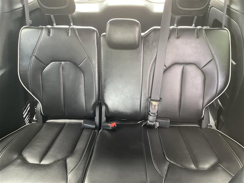 Chrysler Pacifica Limited 2025