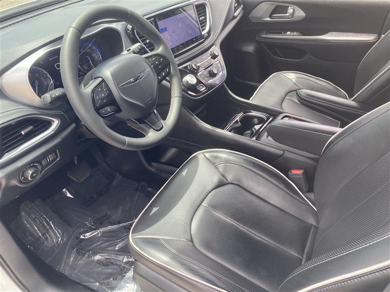 Chrysler Pacifica Limited 2025