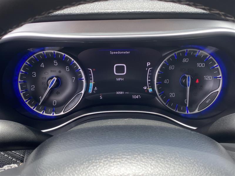 Chrysler Pacifica Limited 2025