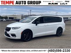 2025 Chrysler Pacifica 