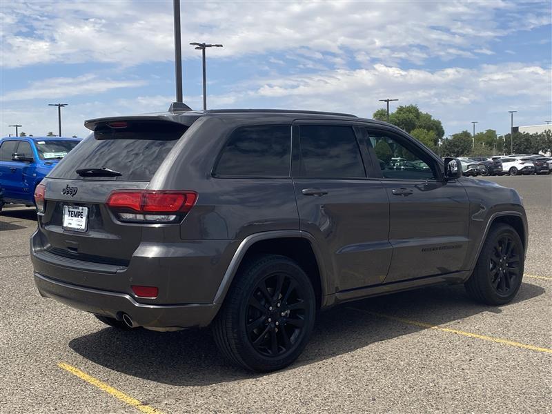 Jeep Grand Cherokee  2021