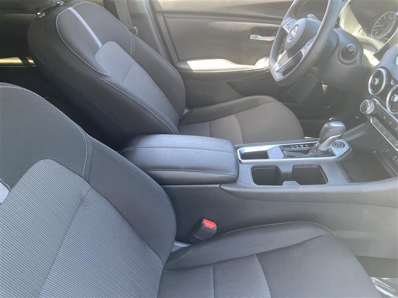 Nissan Sentra SV 2025