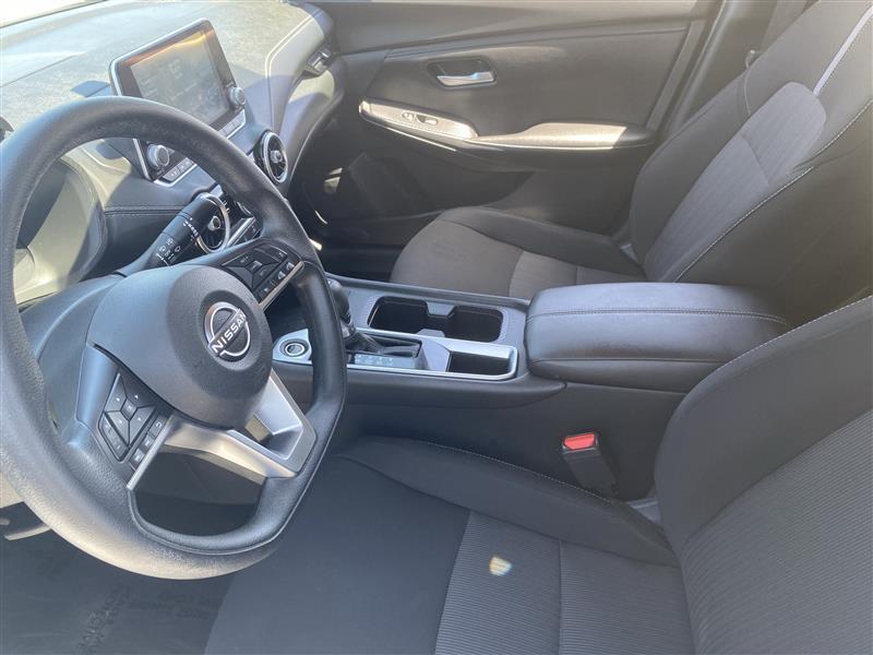 Nissan Sentra SV 2025