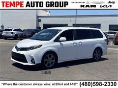 2018 Toyota Sienna 