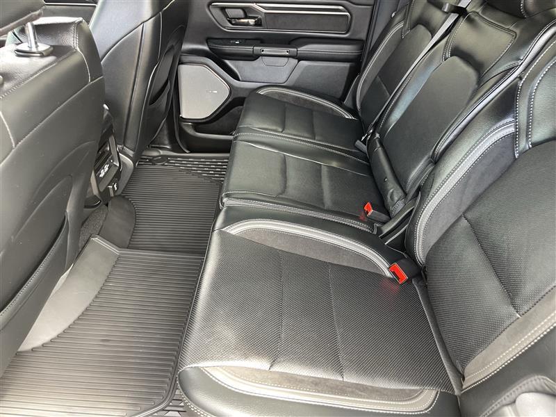 RAM 1500 Rebel Crew Cab SB 4WD 2026