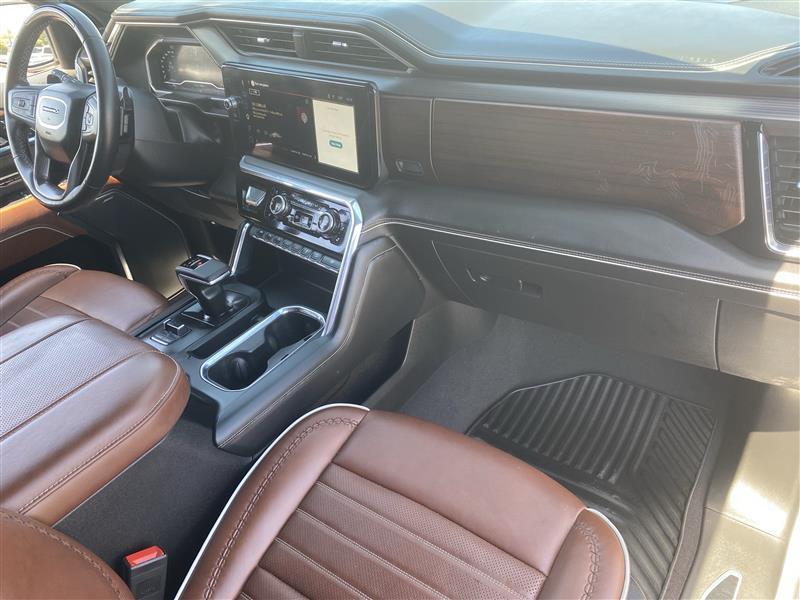 GMC Sierra 1500 Denali Ultimate Crew Cab 4WD 2024