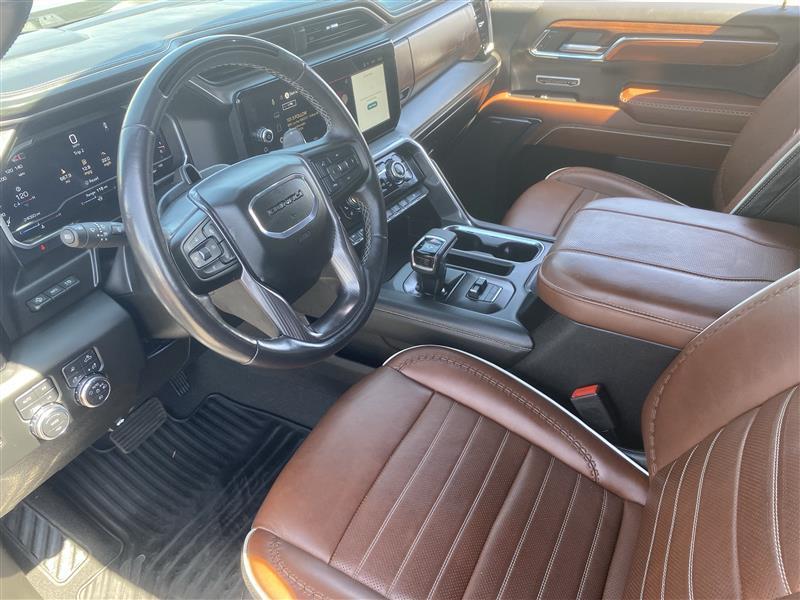 GMC Sierra 1500 Denali Ultimate Crew Cab 4WD 2024