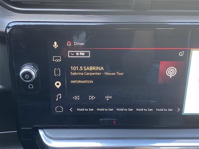 GMC Sierra 1500 Denali Ultimate Crew Cab 4WD 2024
