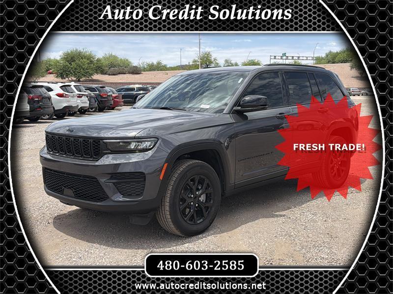 Jeep Grand Cherokee Laredo 4WD 2025