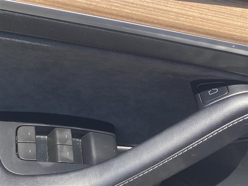 Tesla Model 3 Base 2023