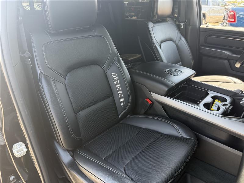RAM 1500 Rebel Crew Cab SB 4WD 2024
