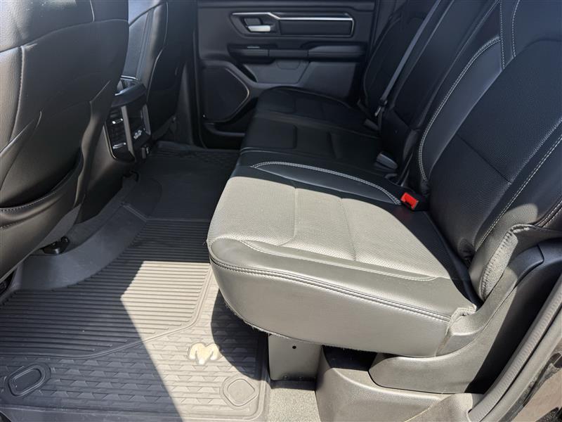 RAM 1500 Rebel Crew Cab SB 4WD 2024