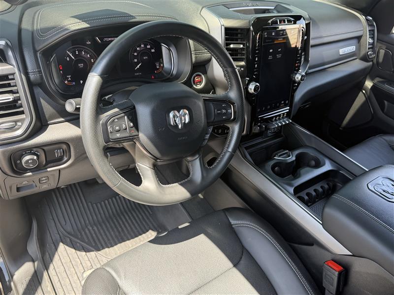 RAM 1500 Rebel Crew Cab SB 4WD 2024