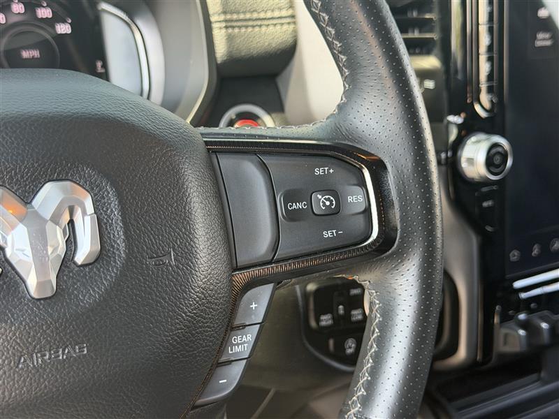 RAM 1500 Rebel Crew Cab SB 4WD 2024