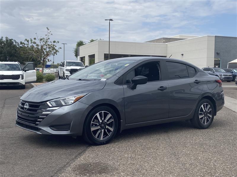 Nissan Versa S CVT 2024