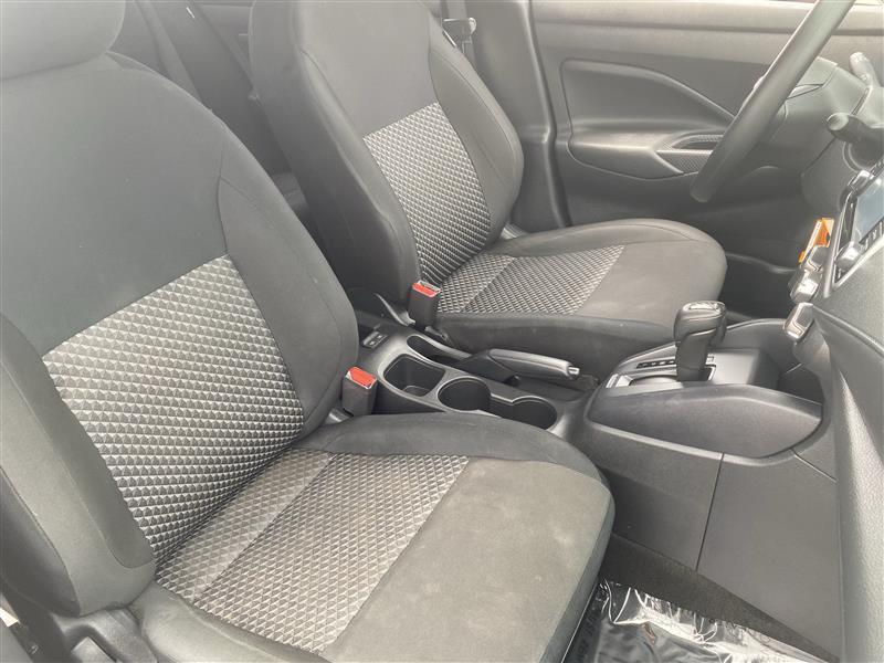 Nissan Versa S CVT 2024