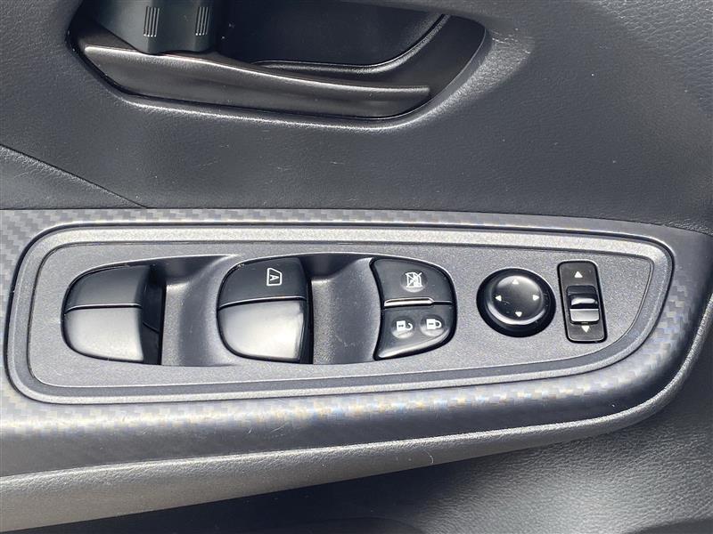 Nissan Versa S CVT 2024