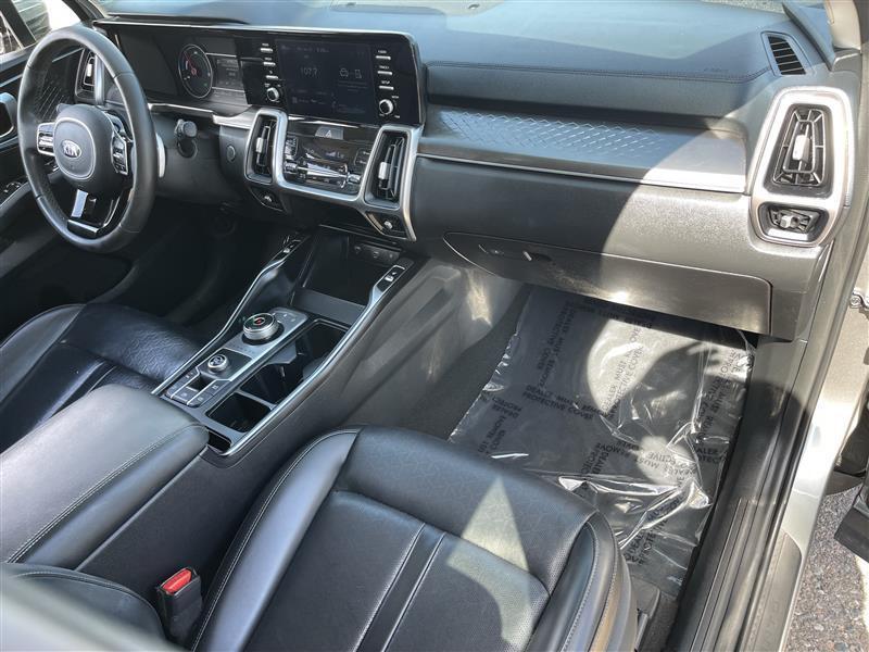 Kia Sorento Hybrid EX 2021