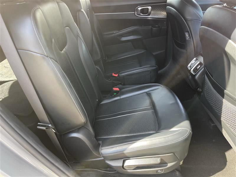 Kia Sorento Hybrid EX 2021