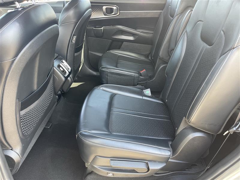 Kia Sorento Hybrid EX 2021