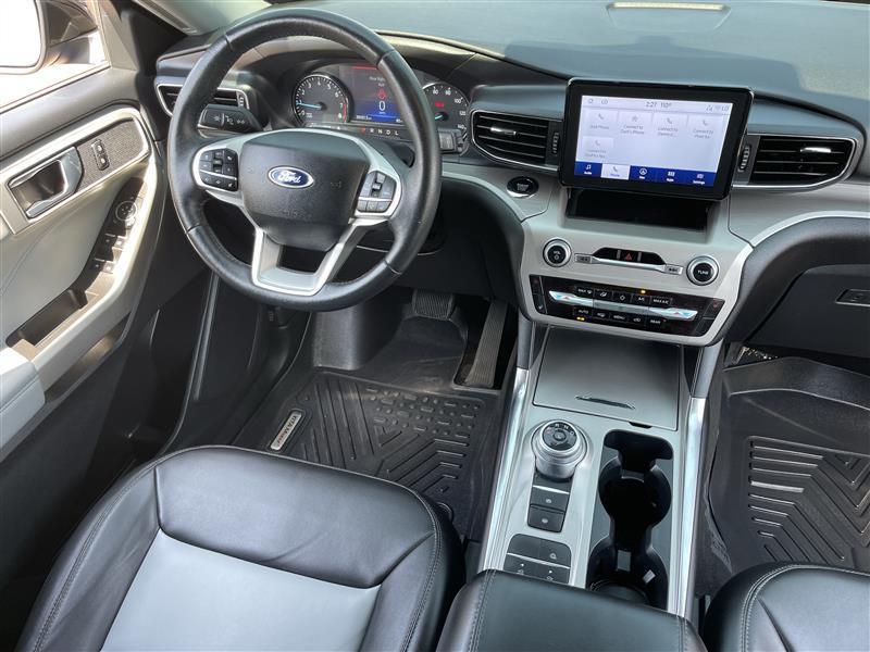 Ford Explorer XLT 2023