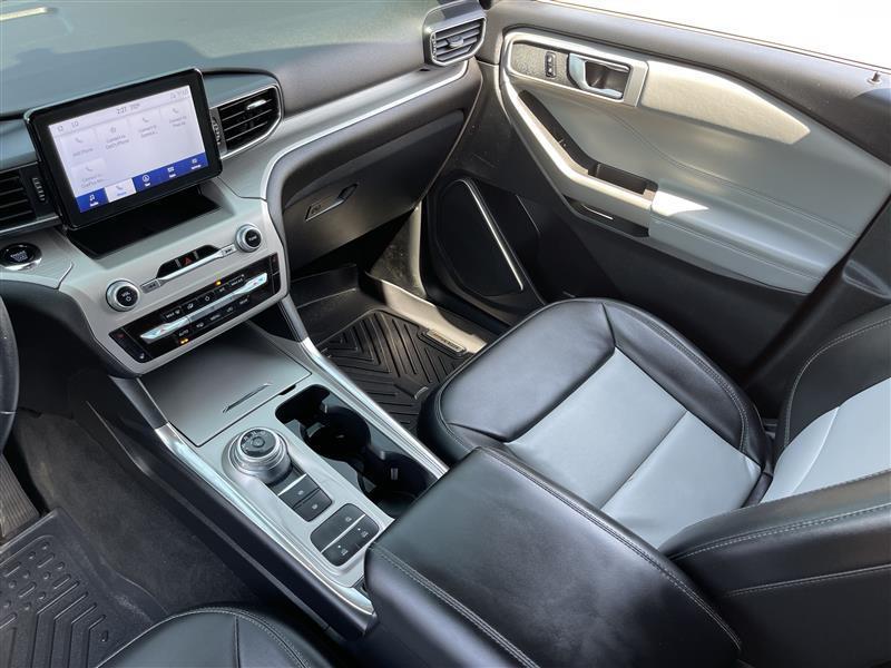 Ford Explorer XLT 2023